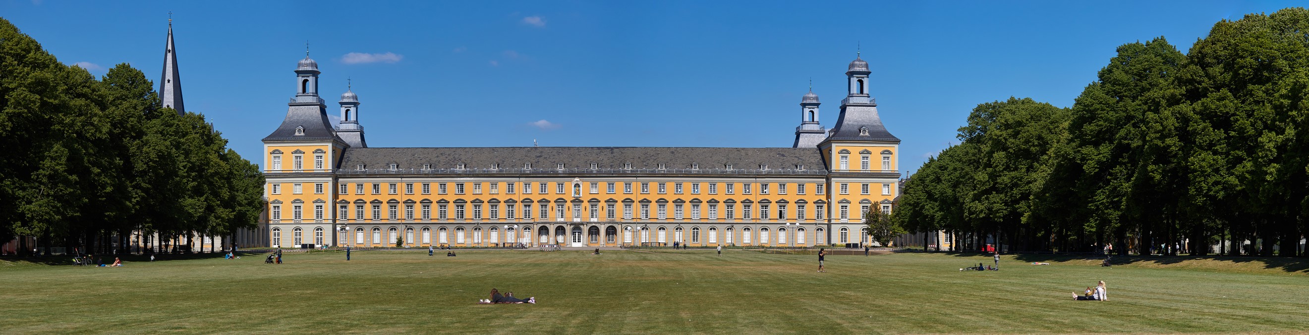 uni Hofgarten.jpg